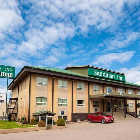 Sandman Inn Смитерс Экстерьер фото