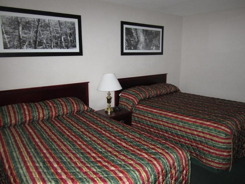 Sandman Inn Смитерс Экстерьер фото